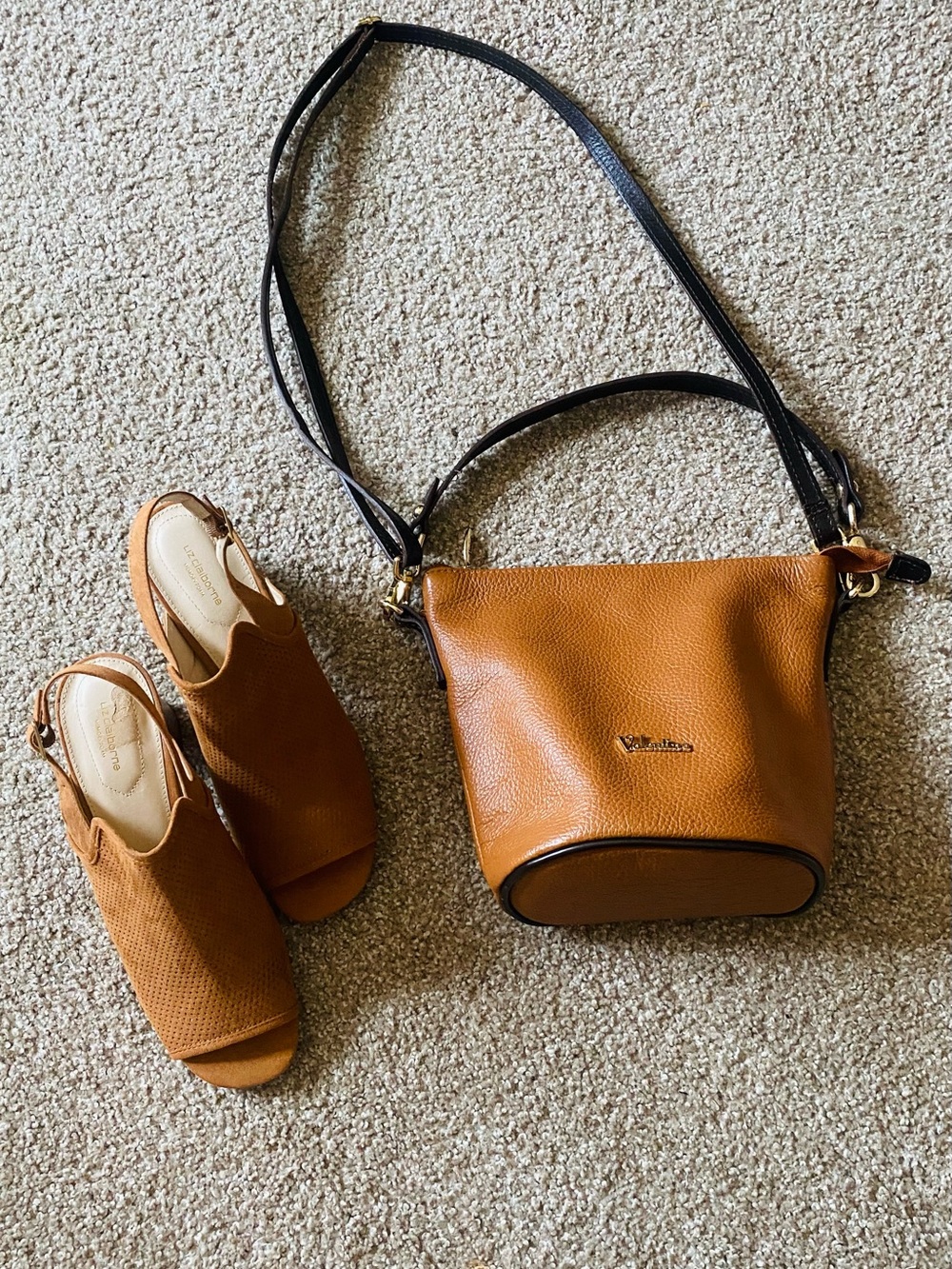 🖤 Valentina 🖤Tan Brown Crossbody with Dark Brown Strap made in Italy